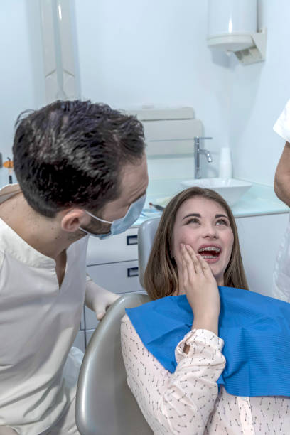 Best Weekend Emergency Dentist in Mitchellville, IA
